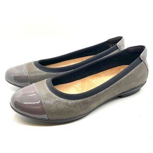 NWOT- Women's Clarks Neenah Garden Cap Toe Ballet Flat in Grey Leather - 9.5